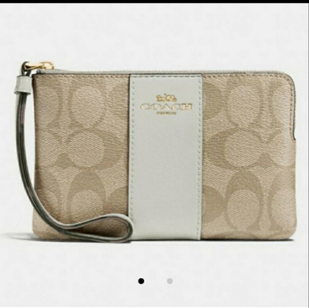 New Coach Corner Zip Wristlet khaki white Canvas nwt New with tags